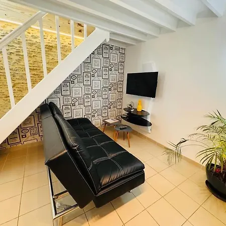 Maison 2 Pas Du Centre Et Proche *