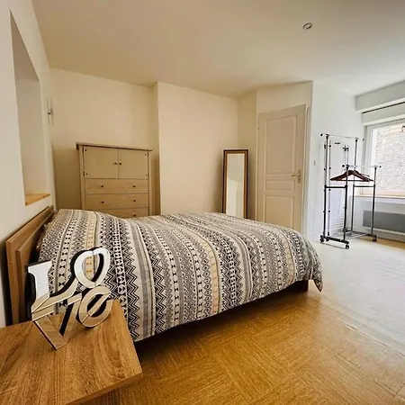 Maison 2 Pas Du Centre Et Proche *